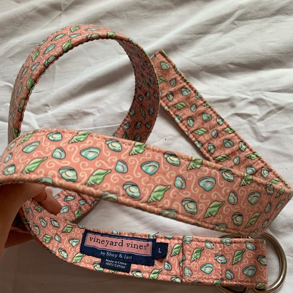 Vineyard vines belt, older style